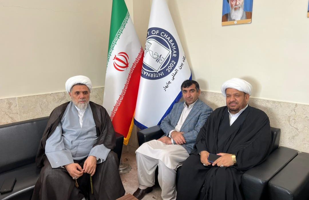 💠 Meeting and joint meeting with the head of Chabahar International University and the cultural adviser and the secretary of the Supreme Council of Free Zones of the country.