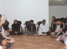 نشست صمیمی ریاست دانشگاه بین المللی چابهار با دانشجویان ایرانی و غیر  ایرانی در خوابگاه امام علی (ع)