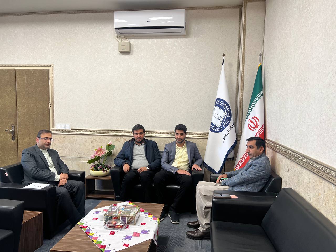 💠 تقویت همکاری‌های علمی دانشگاه بین‌المللی چابهار و پژوهشگاه دانشگاه امام صادق (ع)